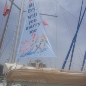 דגל הצעת נישואין מפרש – חברת סי טיים