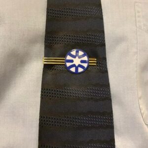 סיכה לעניבה