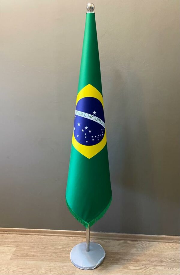 מתקן קונוס דגל ברזיל